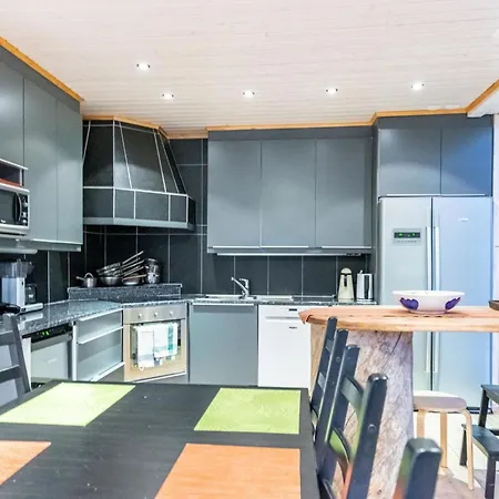 度假居 Pyhaen Kivi By Interhome 普哈圣山